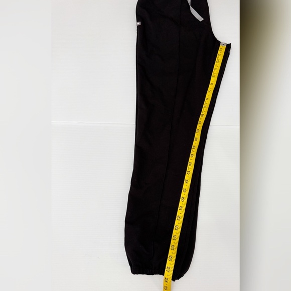 Figs Front Seam Jogger Pants - M - Picture 13 of 14